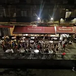 Suite On Fish Market